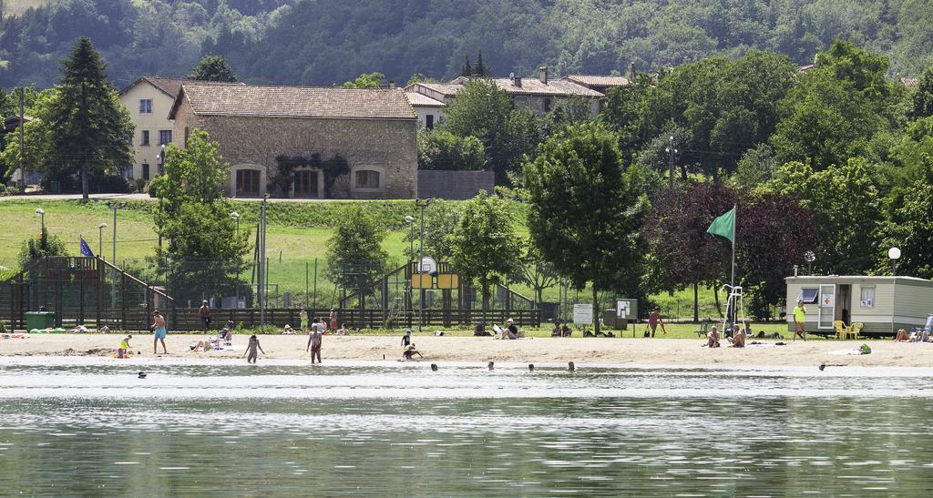 Au Petit Verger Puivert Экстерьер фото